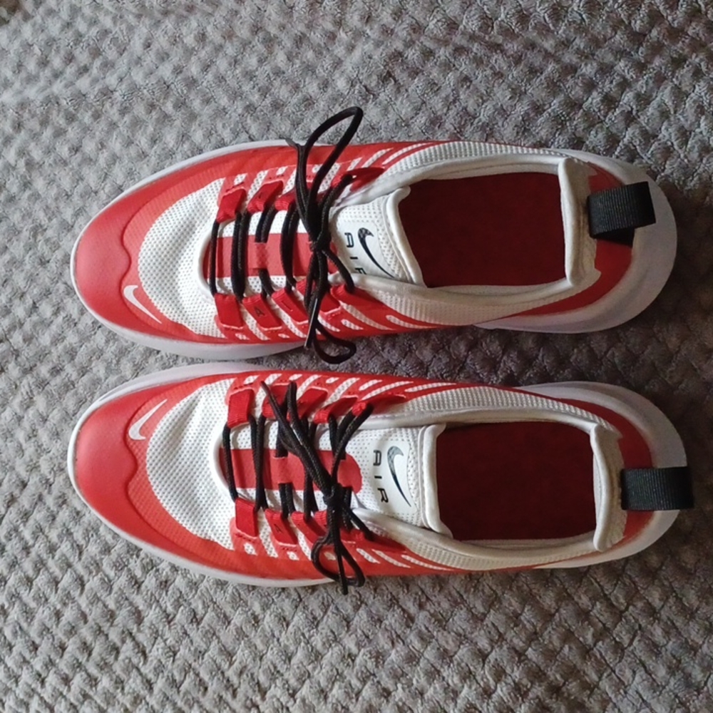 Nike Air Sneakers.......Slightly worn...Like New!!